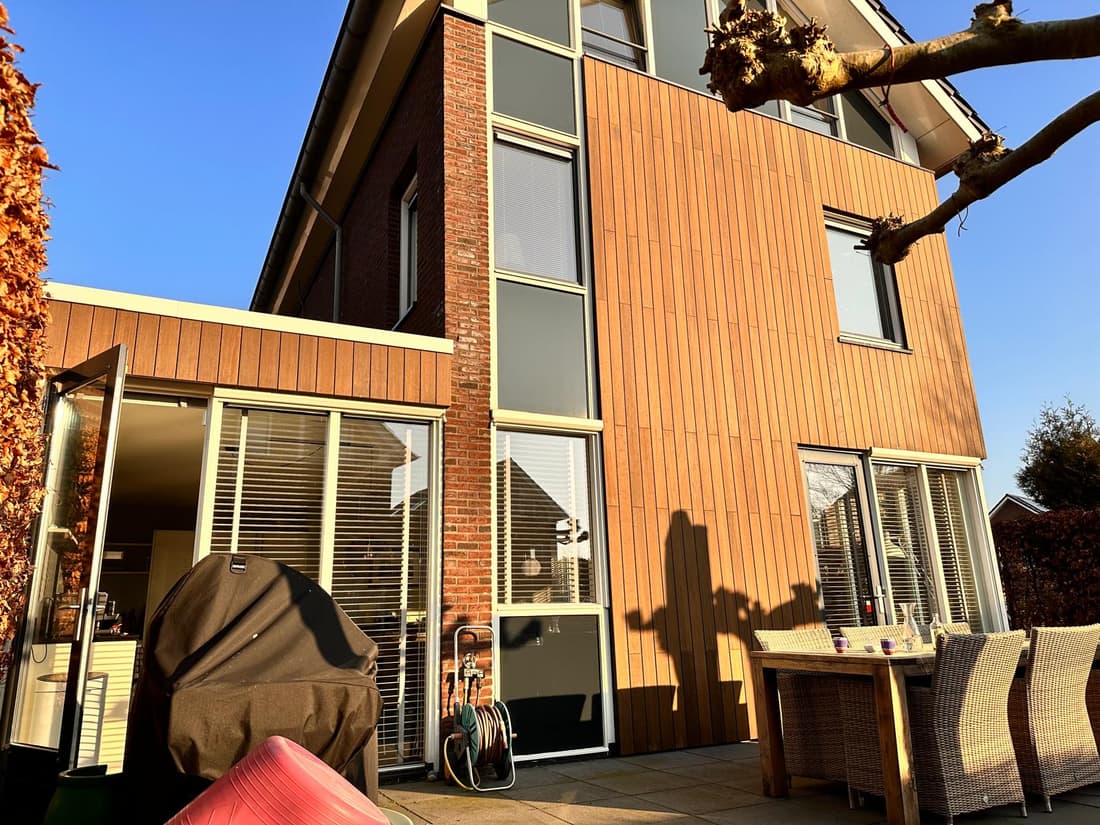 Kunststof kozijnproject — Isolatie + gevelbekleding
